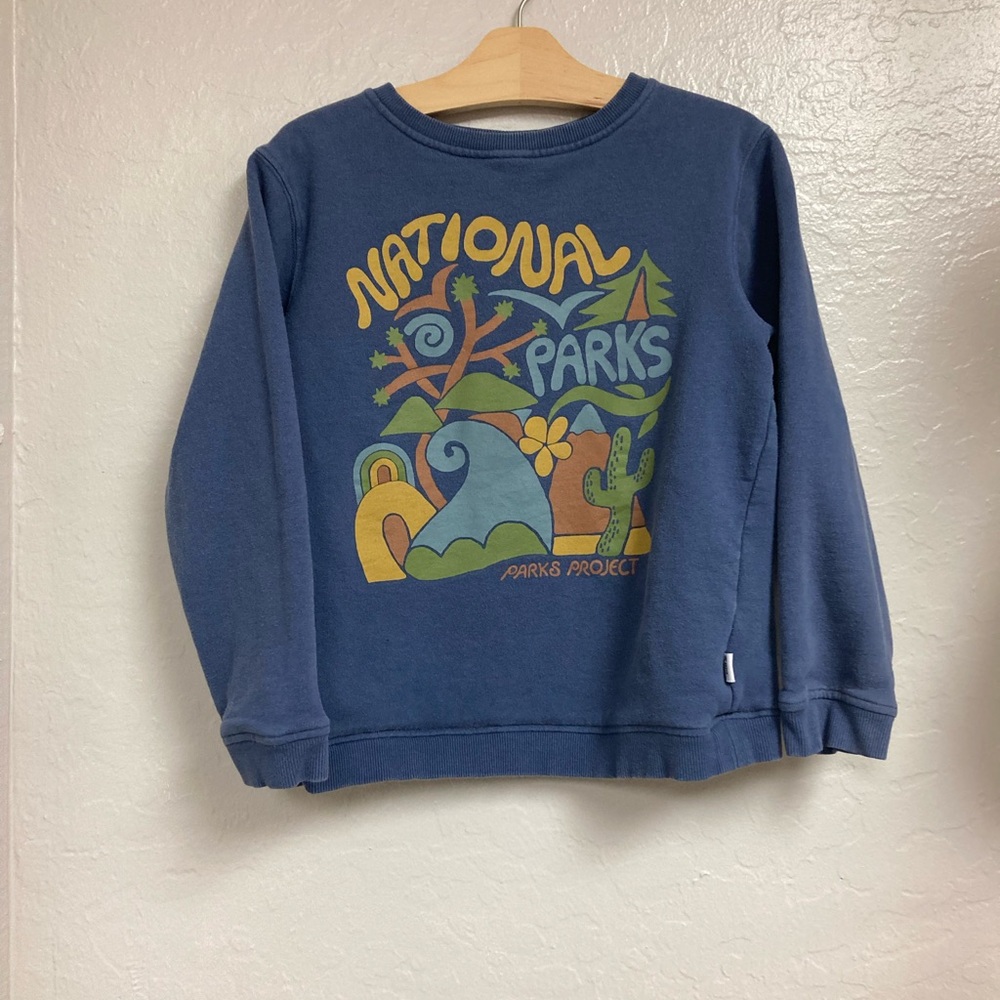 $17 ADD ON Parks project sweatshirt 7-8Y Patagonia‎ Baby Gap Native Crocs